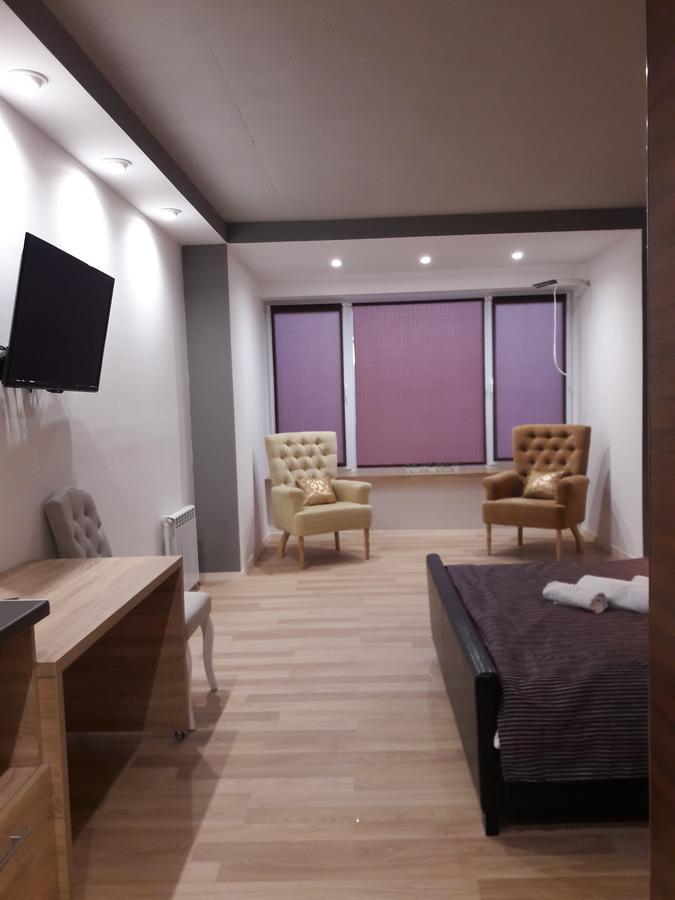Mini Hotel On Demiivska Kiev Eksteriør bilde